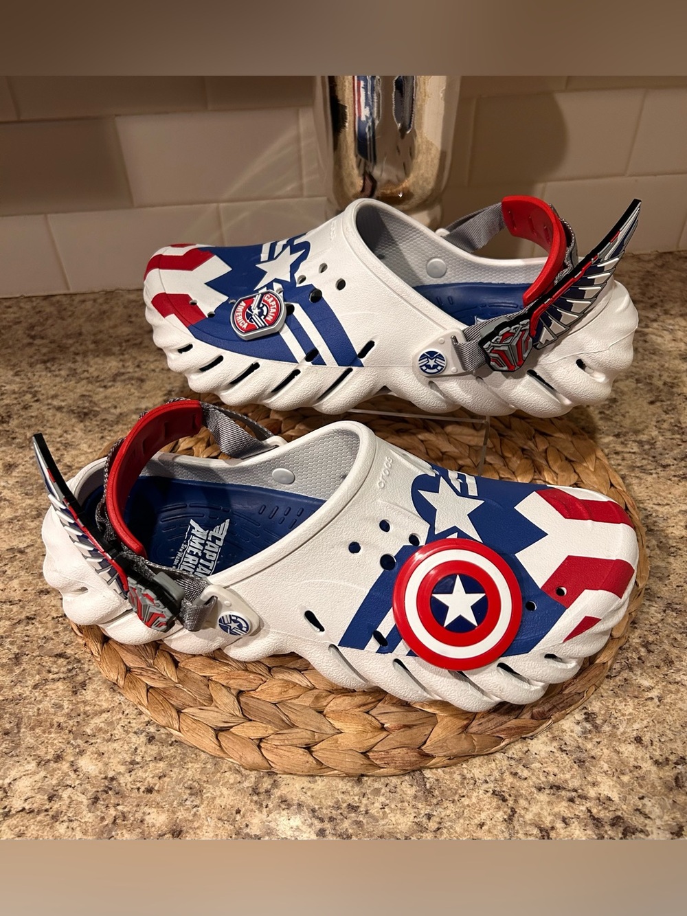 Crocs Echo Clogs Marvel Captain America Sam Wilson with Marvel Jibbitz
